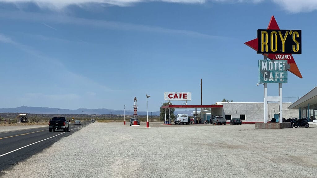 Roadtrips door Amerika - Roy's Motel Café aan de Rout 66